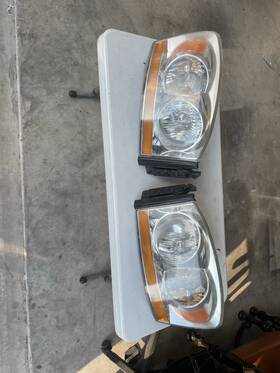 Autoelements 463021456469 Headlights Set Halogen For 2006-2009 Dodge Ram 1500 2500 3500