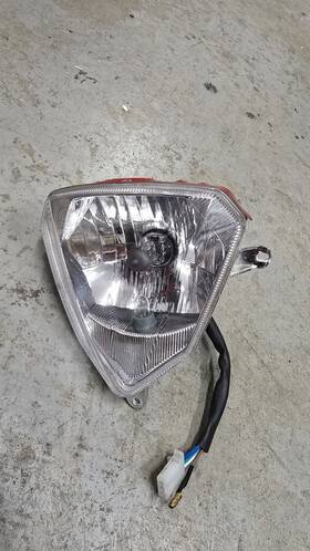 1646210000 Beta Xtrainer Headlight - New Take Off Oem. 2025