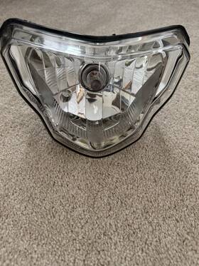 63128546522 Bmw 2016-2019 G310r Motorcycle Oem Headlight Assembly. Like New Good Condition