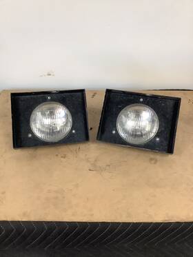 825874 Cushman 828105 Truckster Haulster Headlight Frame And 4467 12v