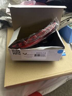 8900tlt-r Eagle Lights Led Taillight Rear Light Red