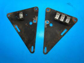 67751-77 Harley 67750-77 Xlcr Headlight Triangles Brackets Right Left