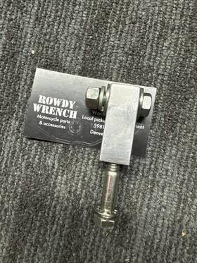 67741-06 Harley-davidson Genuine Dyna Headlight Mounting Block Mount Fxd Fxdl