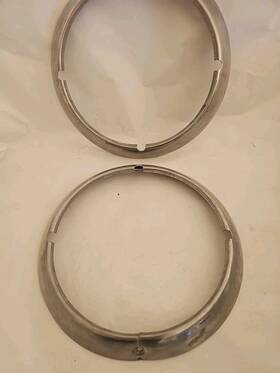 J01369 Harley-davidson Chrome Contoured 7 Inch Headlamp Trim Rim Touring Headlights Two