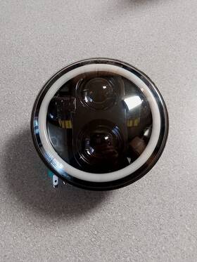X002xbkc8z Harley-davidson 5 3/4 Led Headlight With Halo