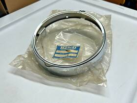 33101-286-671 Honda Oem Cb175 Cb350 Cb450 Headlight Rim -