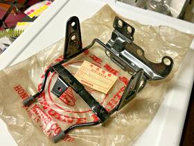 61311-437-770za Honda Oem Headlight Stay Assy -