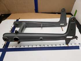 C105 Honda Am/614 Used Rear Swing Arm Ca100 C100 C102 C50 Original Undamaged