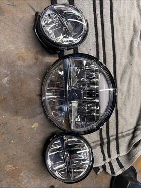 2413024 Indian 2515339/2413024 2022-23 Springfield Headlight And Driving Led Light Set