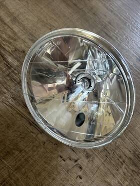 Jute-j703f Indian Motorcycle 7 Inch Jute Headlight Crystal Clear 60w/55w H4 Pilot Bulb Bike