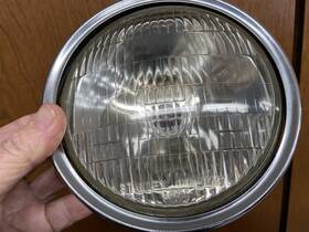 23007-43 Kawasaki O.e.m. 1975 H1 500 Triple 12volt Sealed Beam Head Light