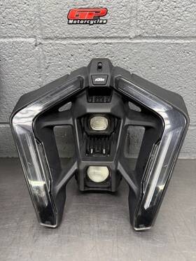 A62414001000 Ktm 1390 Superduke Front Headlight Assembly Damaged