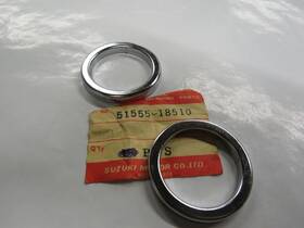 51555-18510 Suzuki 1970-72 T250 Tg350 Nos Lower Headlight Bracket Covers