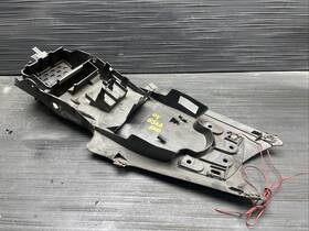 58-78869 Suzuki 2004 Gsxr1000 Battery Tray Undertail Oem #102025