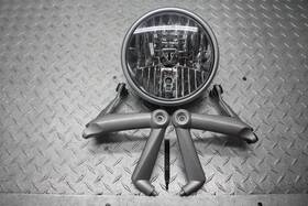 7812117 Triumph 2016 Street Twin Front Headlight And Brackets