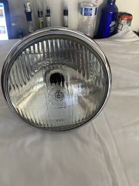 2250 Triumph S700 Headlight Bucket Bsa Norton Bonneville Lucas England