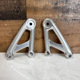 T2706304 Triumph Thruxton 1200 / R Street Cup Speed Twin Headlight Brackets /03
