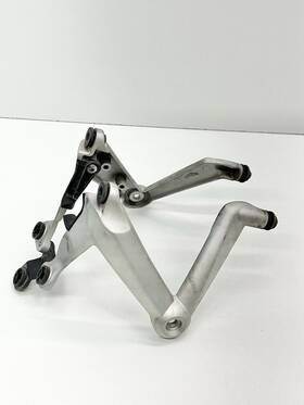 T2706528 Triumph 2016-2022 Bonneville Street Twin 900 Speedometer Headlight Stay Bracket
