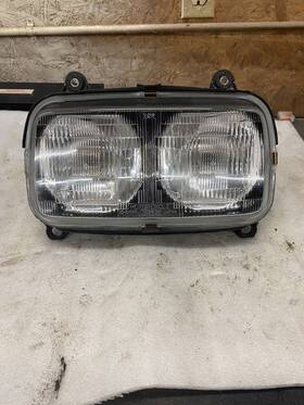 11044-31420 Yamaha 110-31468 86 87 88 Fz 750 Fz750 Headlight Housing Oem