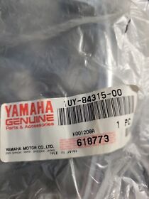 1uy-84315-00-00 Yamaha 1uy-84315-00-00. Oem Headlight Rim. Fits Inch.warrior Yfm350 87-92 . B578