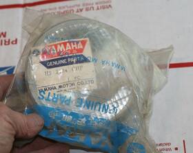 2104-chp Yamaha -2104-chp Vintage Headlight Nos H2