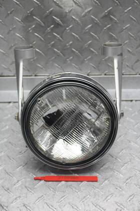 2199989 Yamaha 1975 Enduro 175 Oem - Front Head Light And Bucket