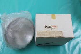 246-84320-00 Yamaha Nos Rd350 R5 Ds7 Headlight Lens