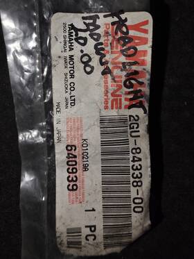 2gu-84338-00 Yamaha Genuine Oem Headlight Mount