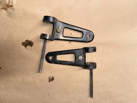 2n4-84119-00-00 Yamaha 80 81 Dt-125 Dt-175 Oem Headlight Brackets