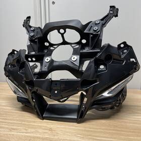 B3l8430000 Yamaha 2020 - 2024 Yzf R1 R1m Oem Front Upper Stay And Lights Drl Led 20-24