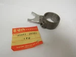 Suzuki TS185 100/TM125/100/RV125/RM125/100/GT185/DS185 Shift Fork #2 Nos. Fixed Price $24.01.